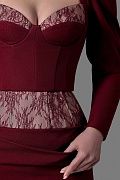 Корсет с кружевной вставкой