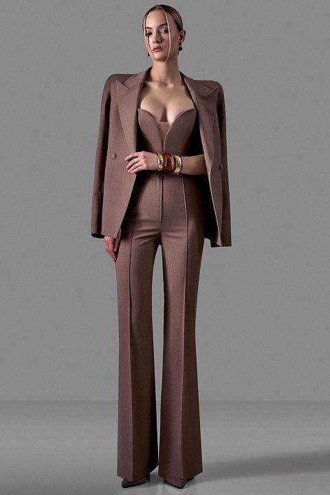 Расклешённые брюки из плотной ткани с фигурным поясом