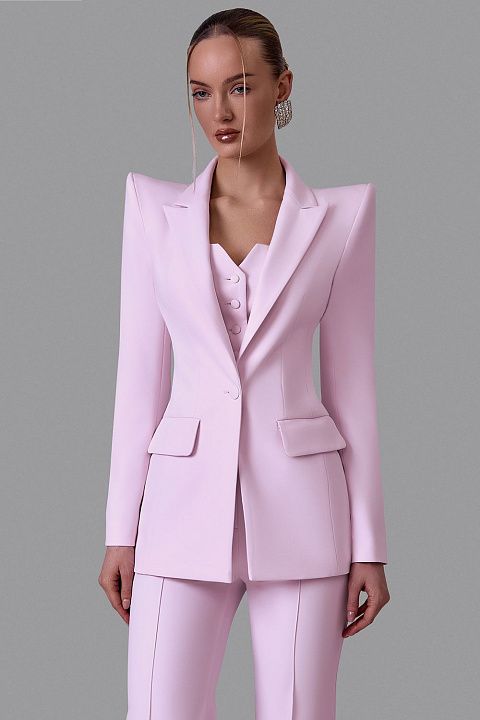 Приталенный жакет