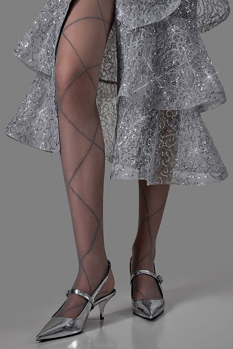 Колготки с декоративным рисунком