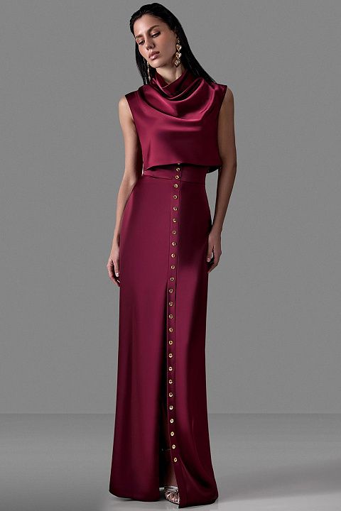 Атласный топ с драпировкой у горловины