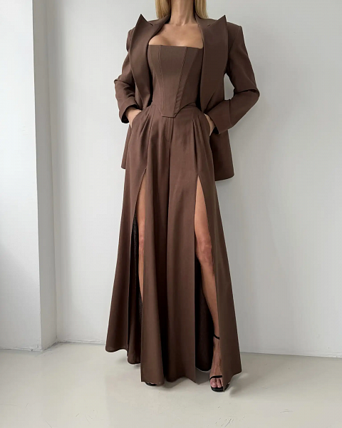 Брюки с разрезами