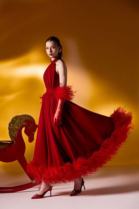 Перчатки-вуаль с перьями