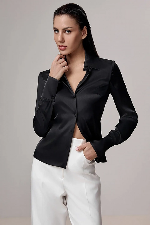 Блуза из струящейся ткани
