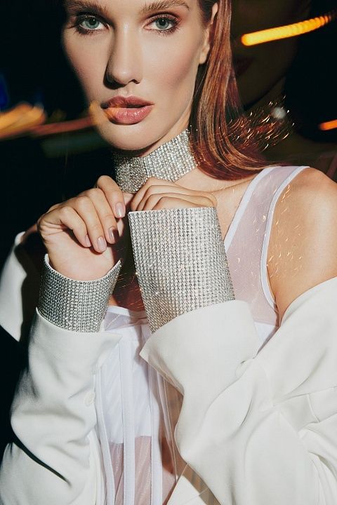 Shiny cuffs