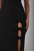 Slit and bows skirt