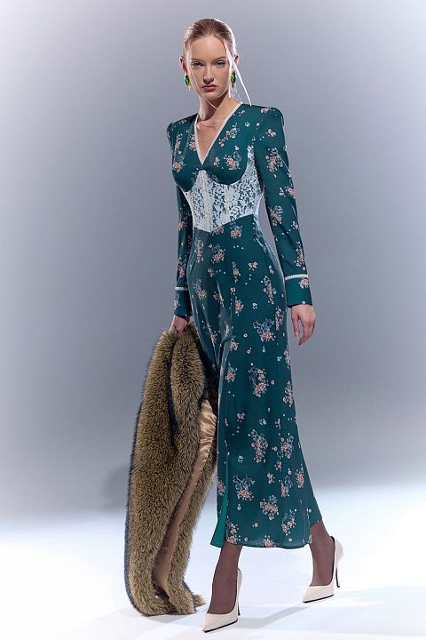 Миди-платье с кружевной отделкой